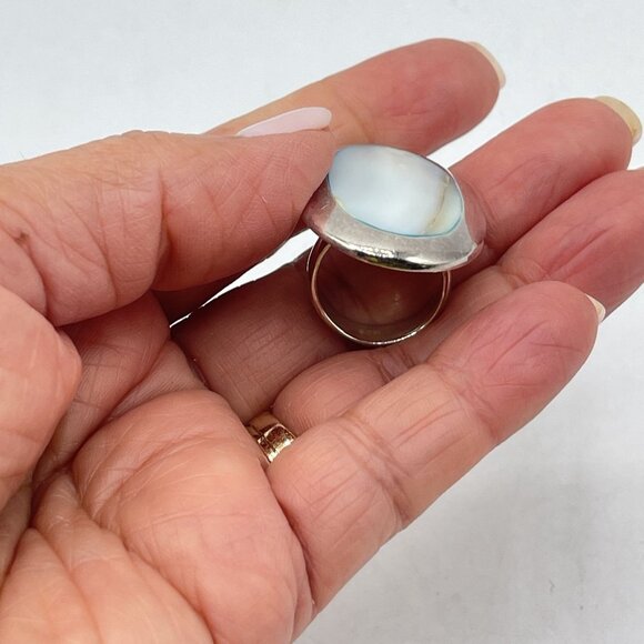 925 Sterling Silver Mother Of Pearl Oval Statement Ring 6 - Picture 6 of 8